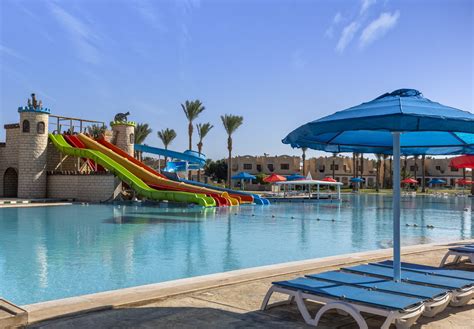 Royal Lagoons Aqua Park – Royal Lagoons Resort