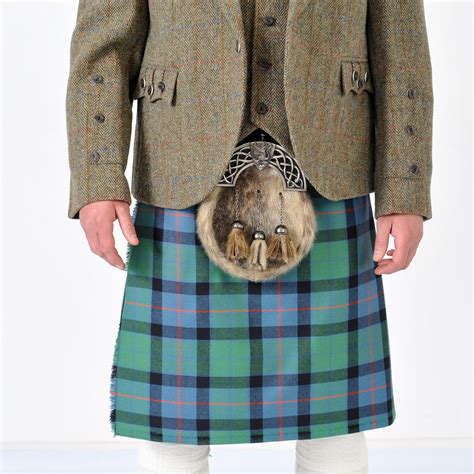 Flower of Scotland 8 Yard Wool Kilt - Kilts 4 Less