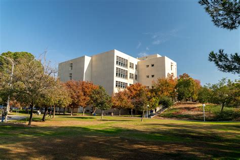 Cal State Bakersfield: Acceptance Rate, SAT/ACT Scores, GPA