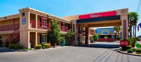 Hotels Near Thomas And Mack Center Las Vegas