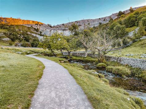 Malham Cove Harry Potter Walk - Visit The Magical Deathly Hallows ...