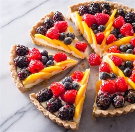 Glazed Fruit Tart Recipe | DebbieNet.com