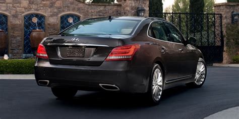 2015 Hyundai Equus | Consumer Guide Auto