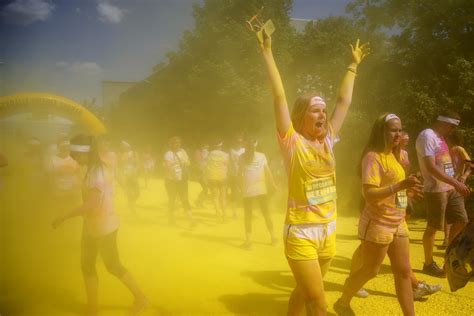 The Color Run Meaning Color runners vary in demographics and reasons ...