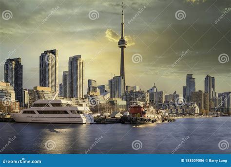 The Toronto Skyline with the CN Tower Editorial Photo - Image of ...