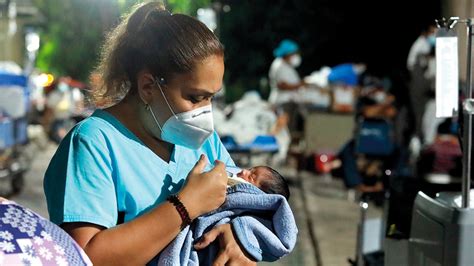 Events and photos.. devastation.. fear.. and displacement.. as a result of the Mexican Acapulco ...