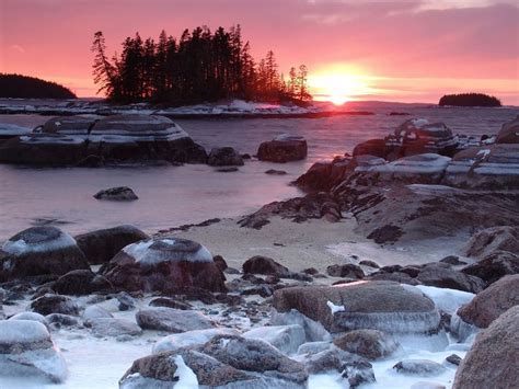 Maine coast winter | Maine coast, Maine winter, Northern maine