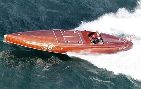 Rum Runner by Naval Design. | Mahogany boat, Yacht design, Classic ...