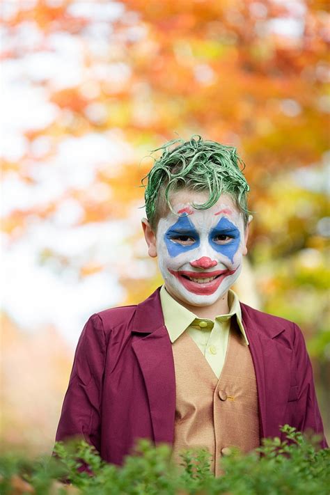 7 DIY Joker Costume Ideas For DC Fans - Julie Ann Art