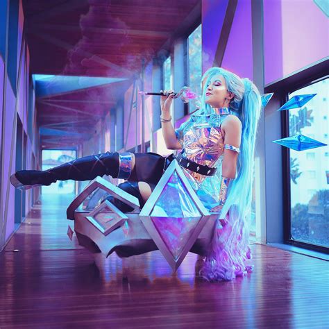 Seraphine K/DA KDA All Out cosplay by @kitsuneraposa : r/KDA