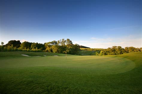 Dun Laoghaire Golf Club - Middle Course | Golf courses, Golf clubs, Dun laoghaire