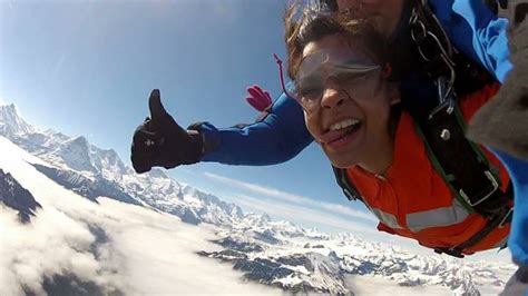 Guide to Interlaken skydive holidays