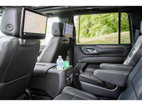 2022 Chevrolet Suburban: 86 Interior Photos | U.S. News