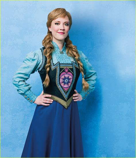 Broadway's 'Frozen' Cast Pose for Portraits in Costume!: Photo 4041729 | Broadway, Caissie Levy ...