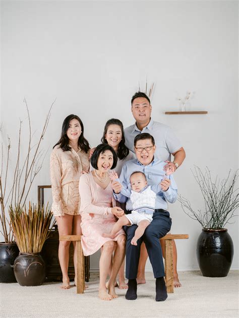 Family Portrait Studio in Los Angeles - Caroline Tran Photography