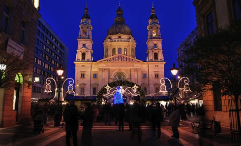 Budapest Basilica Christmas Market - Budapest Christmas