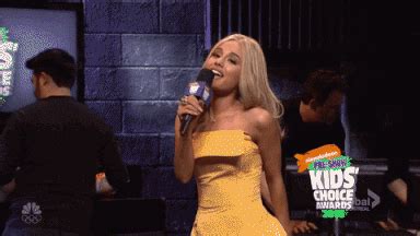 New trending GIF tagged ariana grande snl blow… | Trending Gifs