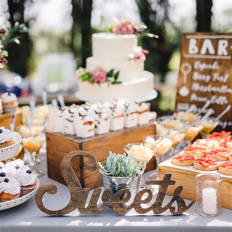 10 Dessert Table Ideas to Make Your Wedding Reception Unforgettable