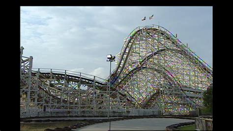 AstroWorld's last day: Houstonians visit the amusement park one last ...