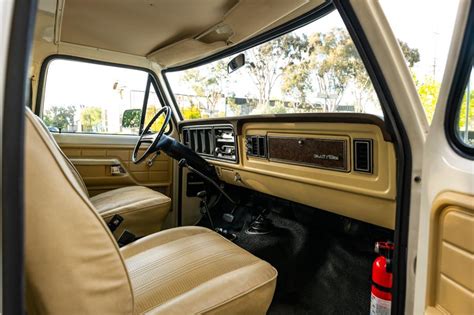 1979 Ford Bronco sells for $67,725, setting auction record for second ...