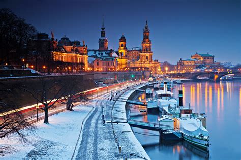 Winter in Dresden [2048x1365] by Sabine Kikl : CityPorn