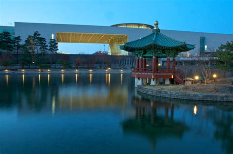 National Museum of Korea at night | Robert Koehler | Flickr