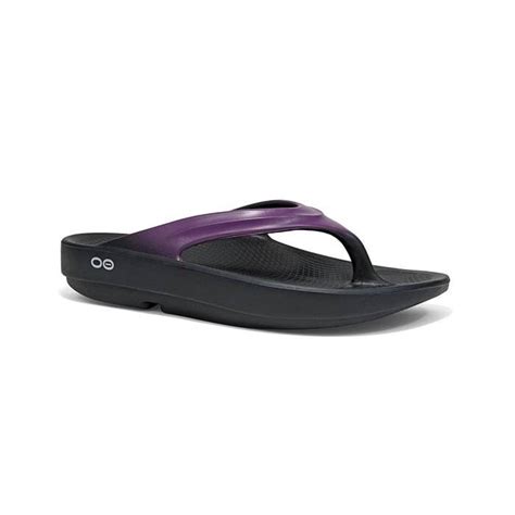 Most Comfortable Recovery Sandals | OOFOS Sandals