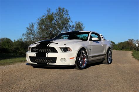 2010 Shelby GT500 Super Snake Wallpapers | MustangSpecs.com