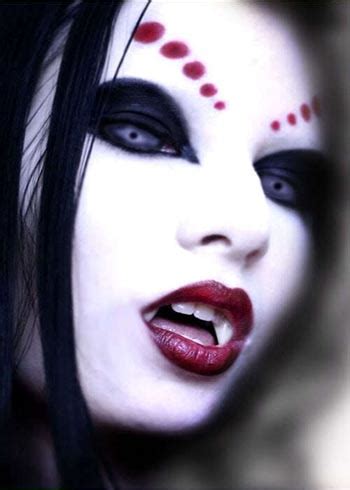 vampire-makeup – Easyday