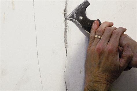 Plaster Repair Strategies | JLC Online