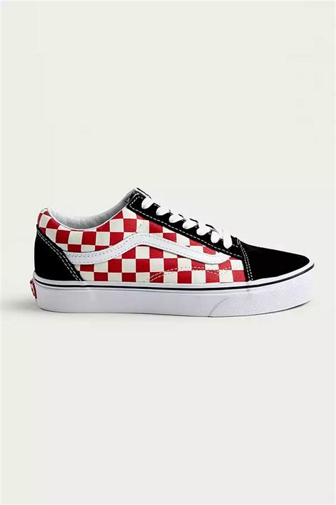 Vans Old Skool Red Checkerboard Trainers | Urban Outfitters