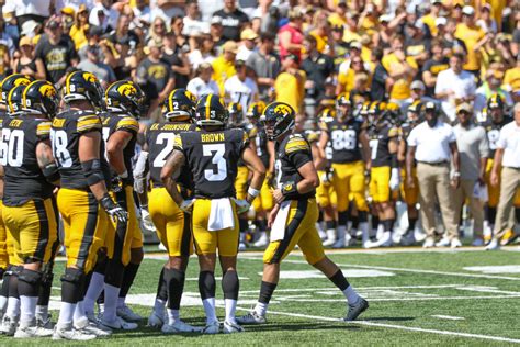 Iowa QB Cade McNamara Managing Injury - Sports Illustrated Iowa ...