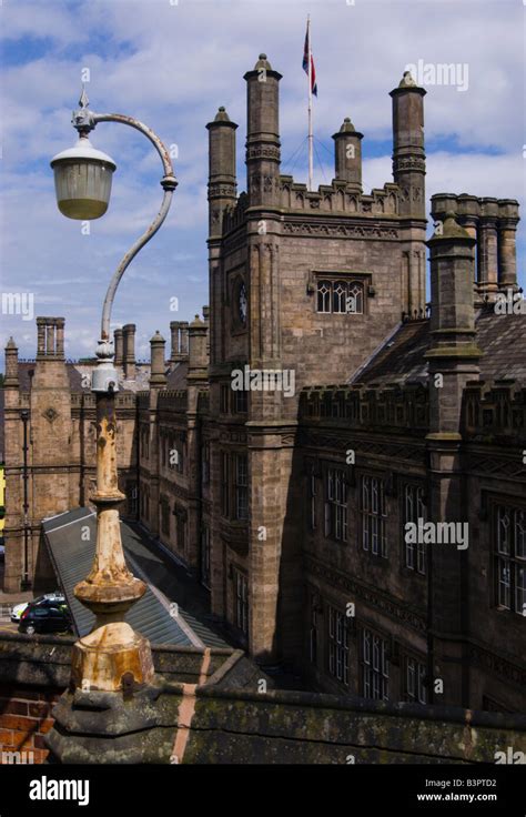 Shrewsbury railway station Stock Photo - Alamy