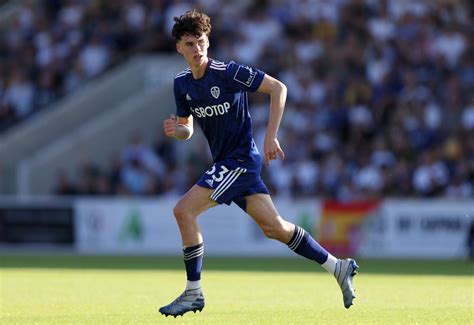 Archie Gray tipped to make Leeds United debut by former U-23s manager