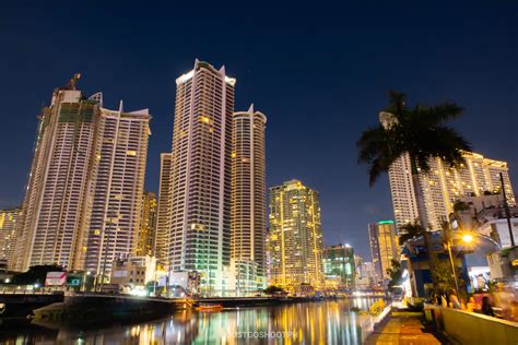 Makati-Mandaluyong Cityscape : r/Philippines