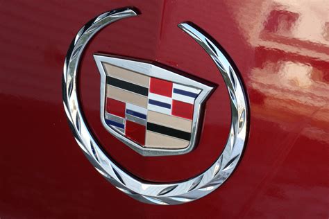 Cadillac Emblem by mitsubishiman on deviantART