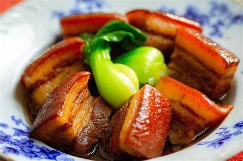 "The Food of Taiwan" and Taiwanese Red-Braised Pork Belly (红烧肉) Recipe - Pickles and Tea