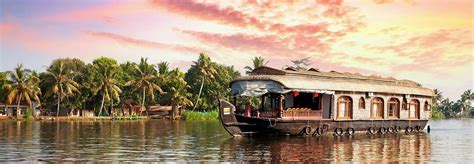 Best Time To Visit Kerala Backwaters – Timming Matters A Lot