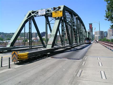 Hawthorne Bridge (Portland, 1910) | Structurae