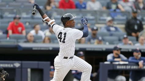 Yankees: Miguel Andújar changed his swing and it looks a lot better