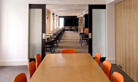 Hilton Sydney reveals slick new executive lounge - Executive Traveller