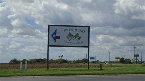 PROGRESO, TEXAS, USA - NUEVO PROGRESO, MEXICO BORDER CROSSING - YouTube