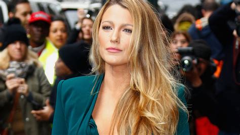 Blake Lively Wore Her Hair in a Lob for One Night, and Naturally It Looked Awesome | Glamour