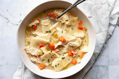 Chicken and Dumplings | Foodtasia