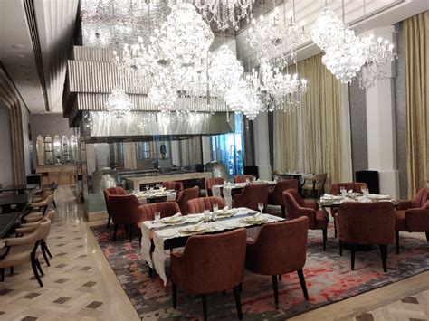 The Leela Gandhinagar launches Diya luxury dining restaurant - Hotelier ...