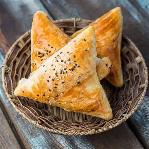 Samsa Recipe- Make A Delicious Uzbek Pastry In 60 Minutes | Recipe ...