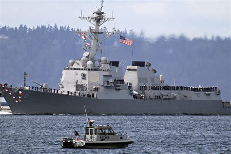 USS Shoup leaves Naval Station Everett for California | HeraldNet.com