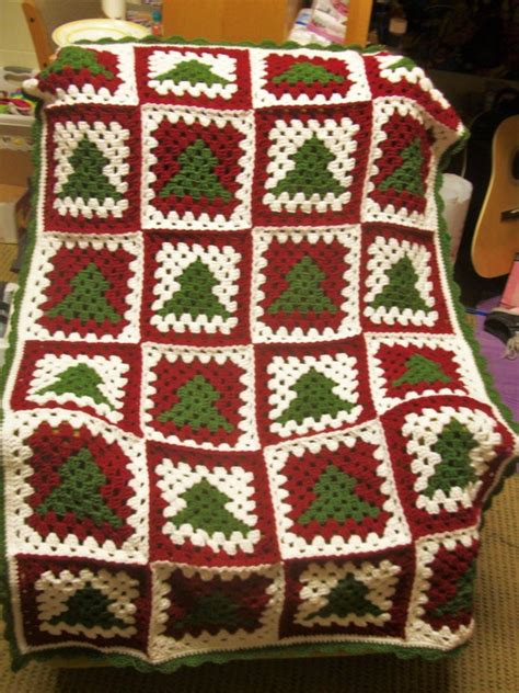 CROCHET PATTERN Christmas Tree Granny Square Afghan