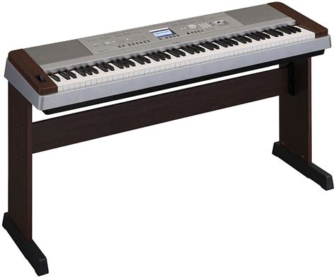 Yamaha DGX-640W Portable Grand Piano Keyboard with 88 We...