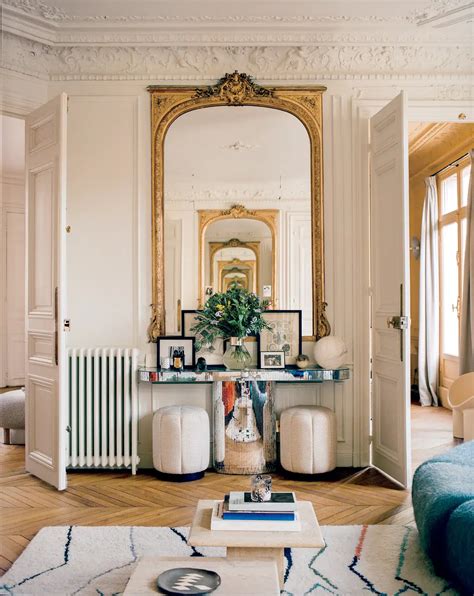 LOOK THIS HOME: French Art Deco Apartment in Paris